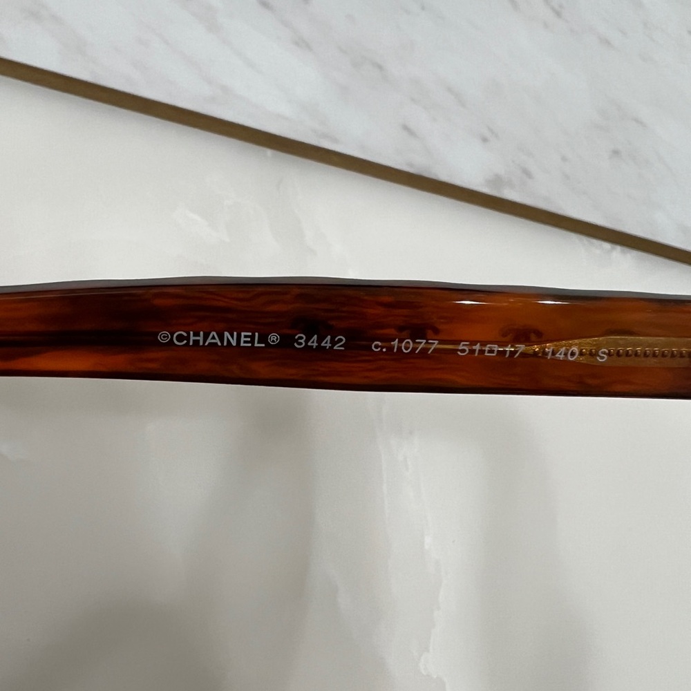 New Chanel model 0ch3442 tortoise and gold - Picture 4 of 5